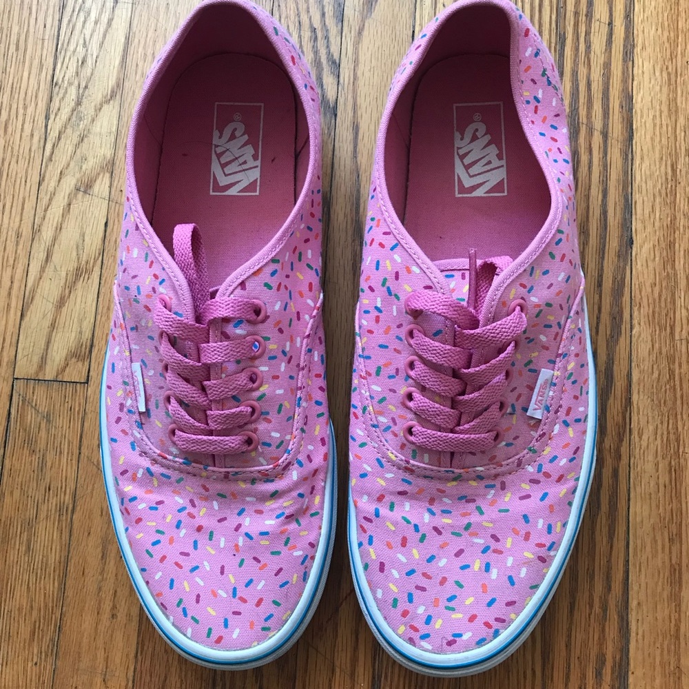 VANS Rare Pink w/ Sprinkles Authentic (Men’s 11)